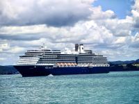 Unsere MS Noordam in der Bay of Islands &ndash; &copy; Simone Willner (Eberhardt TRAVEL)