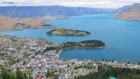 0600 Queenstown - auf dem Peak Bob - Blick über Queenstown und den Lake Wakatipu