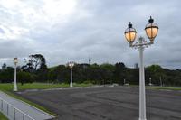 Auckland - Blick vom Auckland War Memorial Museum zum Sky Tower