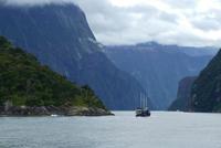 Milford Sound, Zufahrt von der Tasman See
