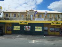 Auf dem Weg nach Tairua - Thames