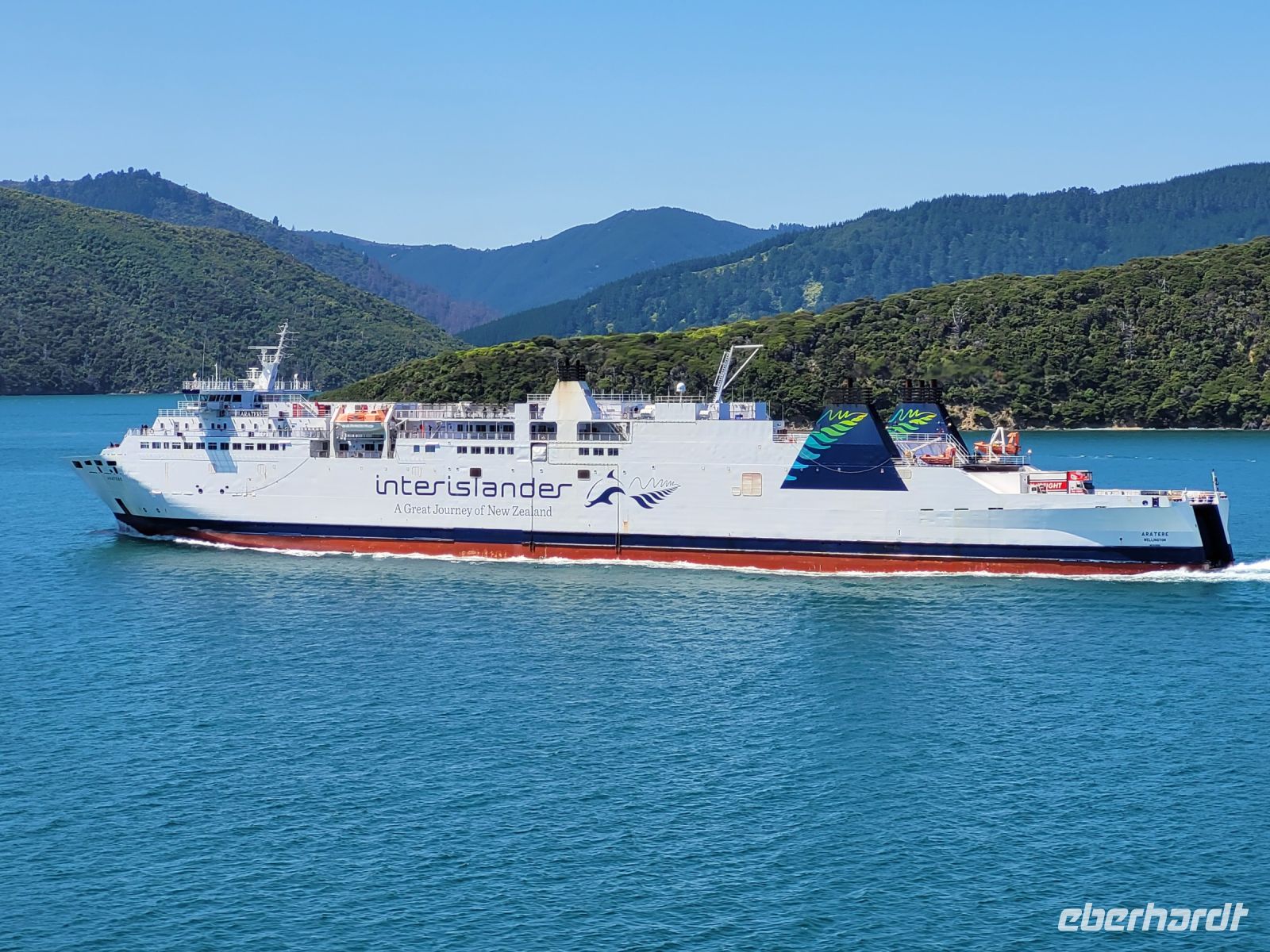 10-001 Fährüberfahrt auf die Südinsel