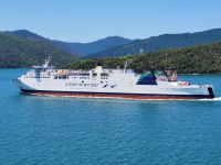 10-001 Fährüberfahrt auf die Südinsel