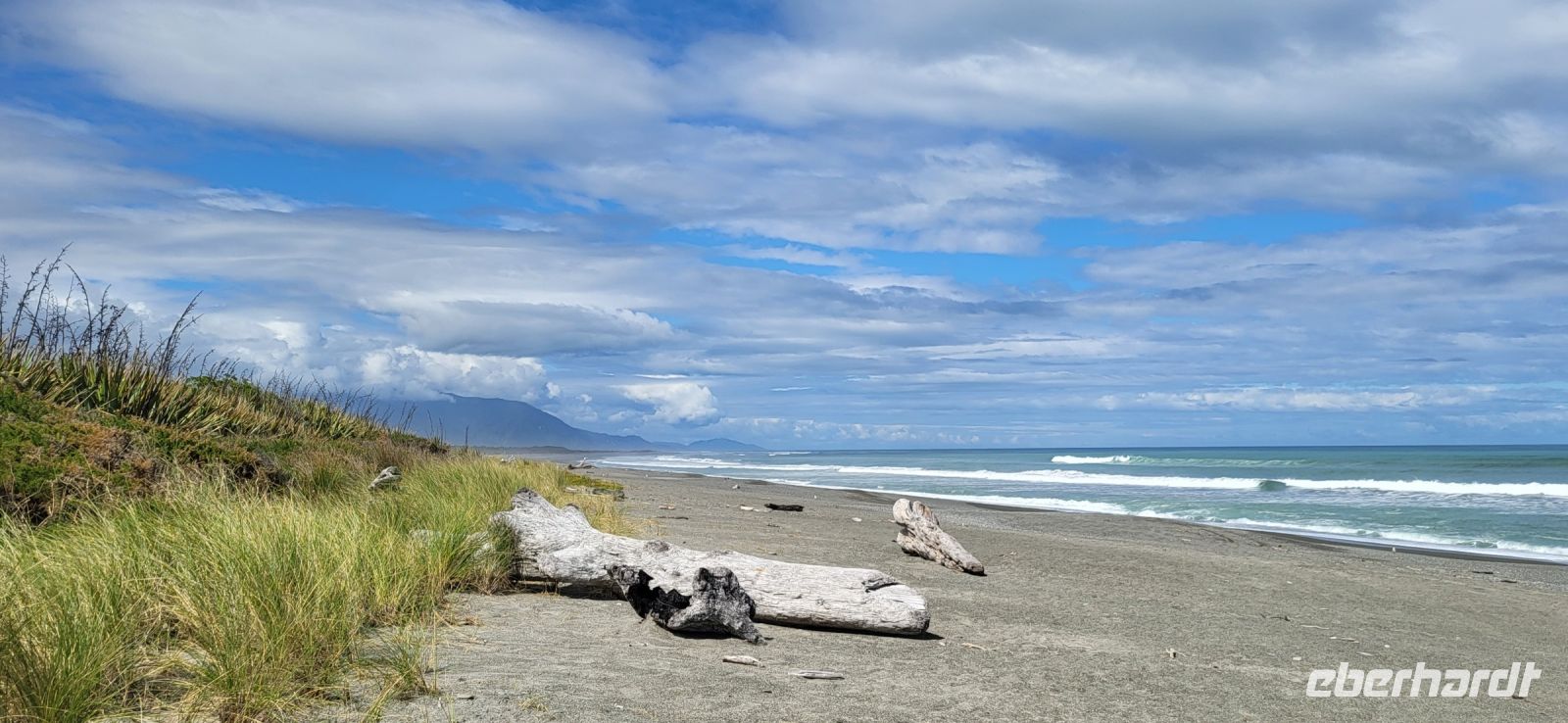 369 Abschiedstrunk am Strand