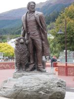 Queenstown: Denkmal für William Rees , Politiker und Schafscherer