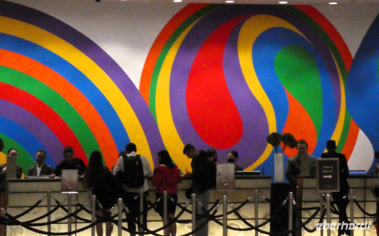 bunter check-in im Hotel