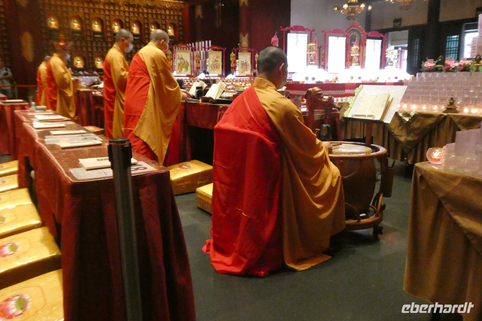 im buddhistischem Tempel Singapur
