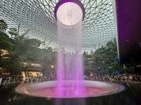 2. Reisetag – Zwischenstopp in Singapur – The Jewel @ Changi Airport