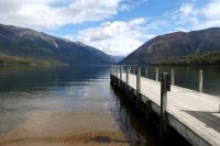 an den klaren Wassern Neuseelands