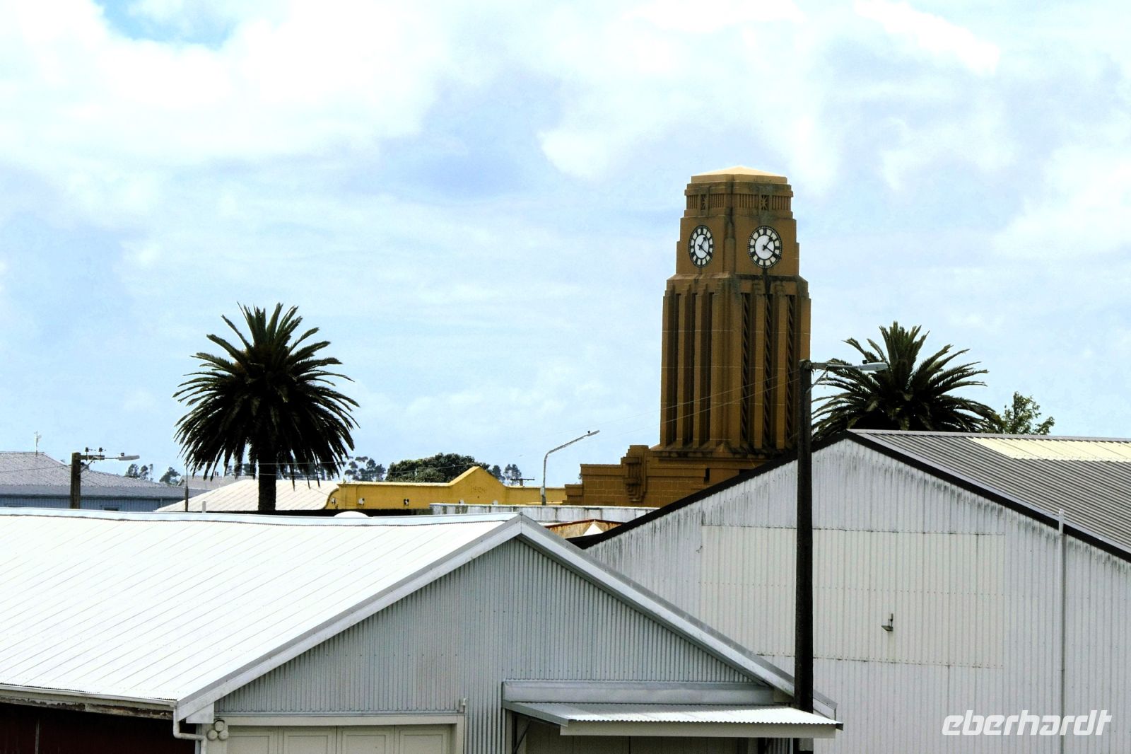 Blick auf das Rathaus von Westport