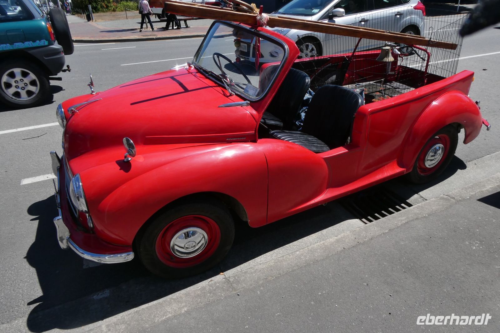a nice red car in Geraldine