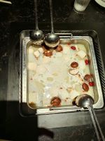 Hotpot-Essen im Chinarestaurant in Singapur