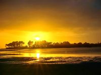 Die Sonne geht über dem Pazifik auf