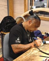 In der Schule in Rotorua werden Jadeschleifer ausgebildet