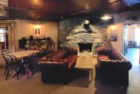 Gemütliches Kaminzimmer im Codrona Hotel