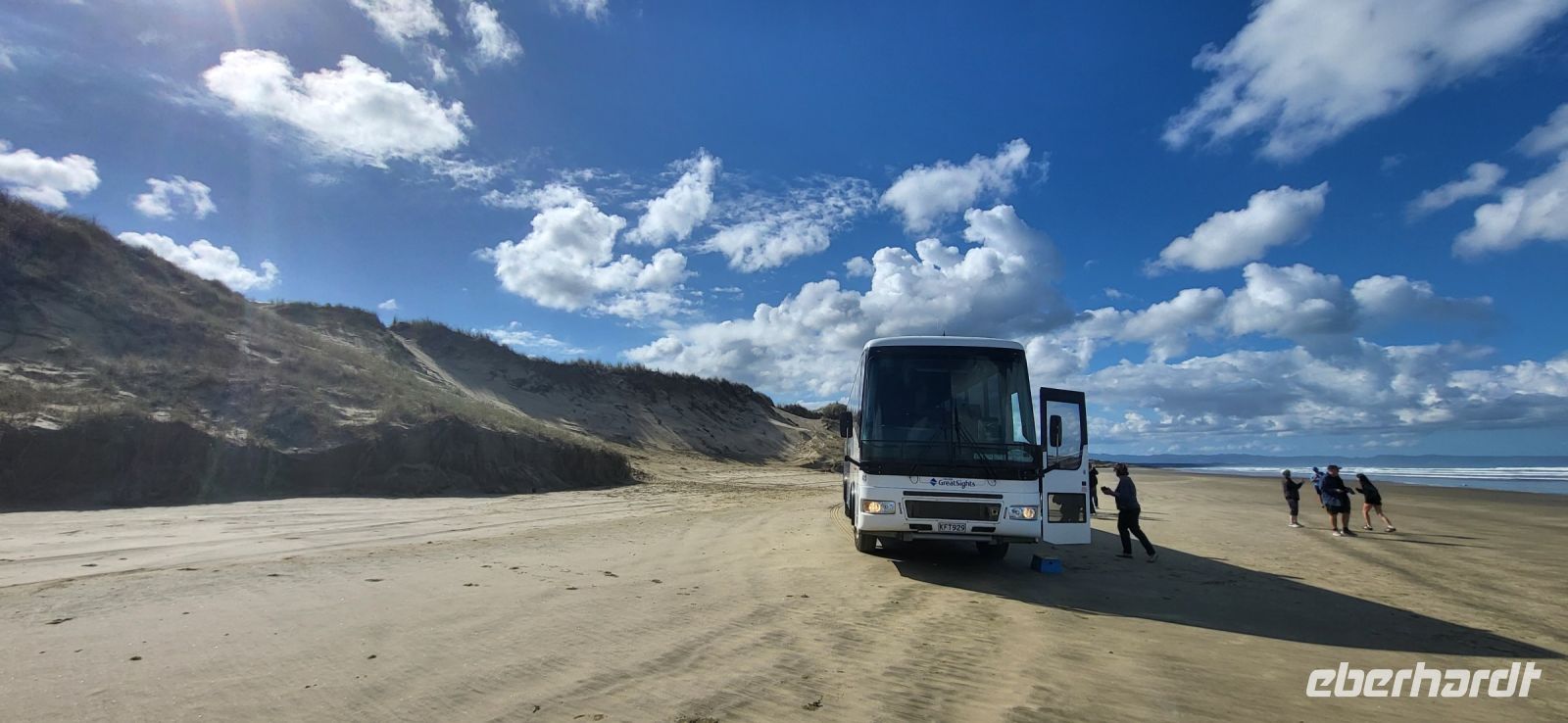 66 Fahrt auf dem 90 Mile Beach
