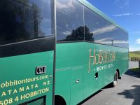 Unser Hobbiton Tour Bus