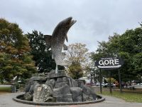 Forellen Statue in Gore