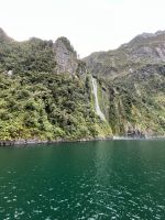 Wasserfall im Milford Sound