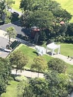 Riesenbaby im Gardens by the Bay