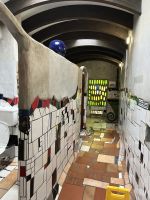 Hundertwasser-Toilette