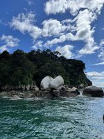 Abel Tasman Nationalpark - auf unserem Katamaran - Split Apple