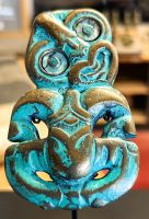 Im Zentrum für Maorikunst entstehen Schmuckstücke