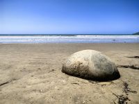 Moeraki Boulders Beach mit den rätselhaften Steinen