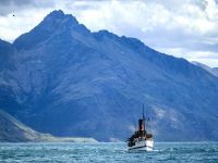 Die TSS Earnslow kommt uns abholen