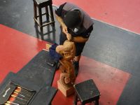 Te Puia, Schnitzer bei der Arbeit