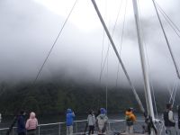 Milford Sound, die Wolken geben immer neue Sicht frei. 
