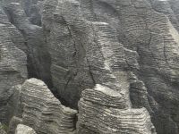Pancake Rocks, Wind und Wasser runden die Kanten.