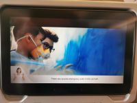 Singapure Airlines, der Film über die Sicherheit an Bord ist toll. 