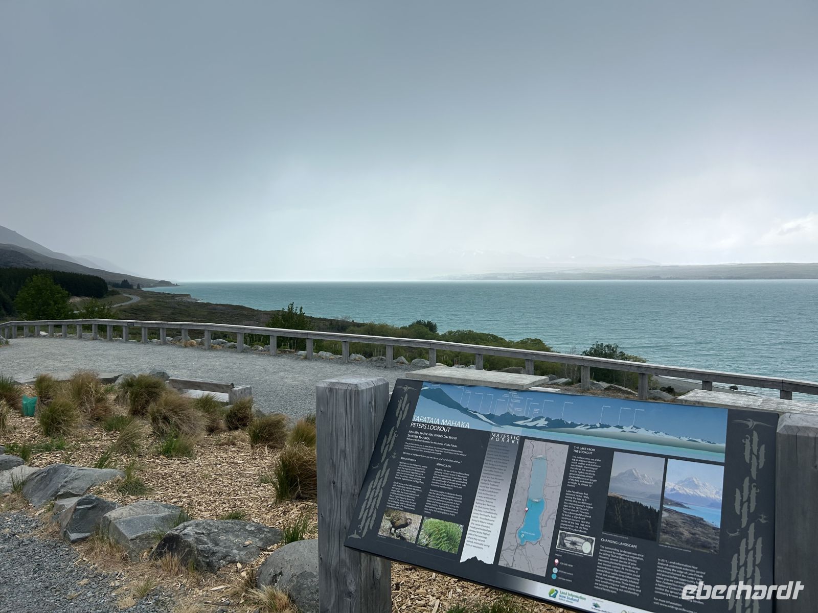Tapataia Mahaka Peter's Lookout mit Lake Pukaki
