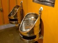 Originelles Brauerei-Urinal