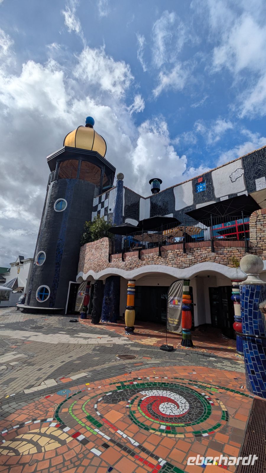 Hundertwasser Art Centre & Wairai Maori Art Gallery
