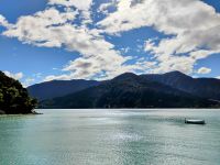 Still und Ruhig im Kenepuru Sound  &ndash; &copy; Monika Cortese (Eberhardt TRAVEL)