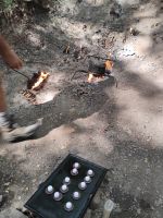 Bewirtung bei den Natural Flames  &ndash; &copy; Monika Cortese (Eberhardt TRAVEL)