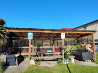 Bushaltestelle oder Plauderecke auf Stewart Island  &ndash; &copy; Monika Cortese (Eberhardt TRAVEL)