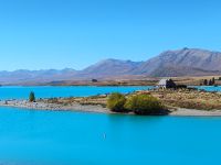 Lake Tekapo mit Kirche des Guten Hirten &ndash; &copy; Monika Cortese (Eberhardt TRAVEL)
