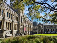Alte Universität, Christchurch  &ndash; &copy; Monika Cortese (Eberhardt TRAVEL)