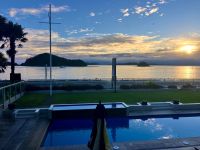 Sonnenaufgang  in Paihia &ndash; &copy; Elisabeth Fox-Maerki (Eberhardt TRAVEL)