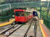The Cable Car bringt uns zum Botanischen Garten &ndash; &copy; Elisabeth Fox-Maerki (Eberhardt TRAVEL)