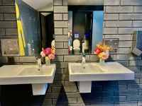 Beispiel von einem öffentlichen Klo  &ndash; &copy; Elisabeth Fox-Maerki (Eberhardt TRAVEL)