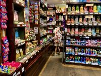 Bonbongeschaeft &ndash; &copy; Elisabeth Fox-Maerki (Eberhardt TRAVEL)