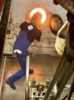 Kohle wird nachgeschoben &ndash; &copy; Elisabeth Fox-Maerki (Eberhardt TRAVEL)