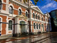 Dieses Gebäude wartet auf eine neue Berufung &ndash; &copy; Elisabeth Fox-Maerki (Eberhardt TRAVEL)