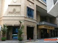 Grand Plaza Park City Hall