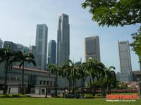 Parlament mit Skyline
