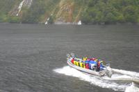 Ausflug mit dem Beiboot der Milford Mariner